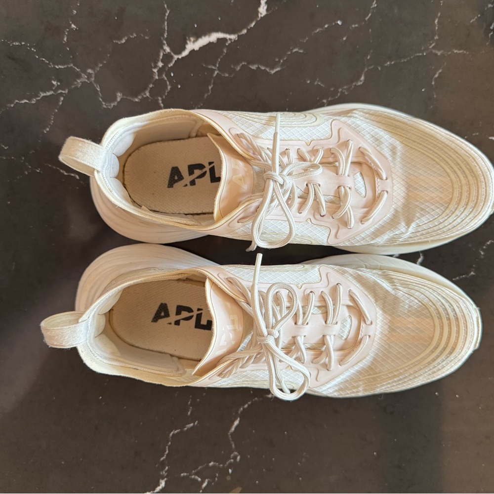 APL Streamline - Picture 5 of 7